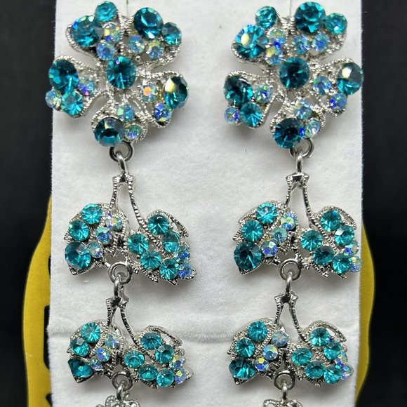 CRYSTAL CHANDELIER BLUE EMERALD EARRING - Picture 2 of 4